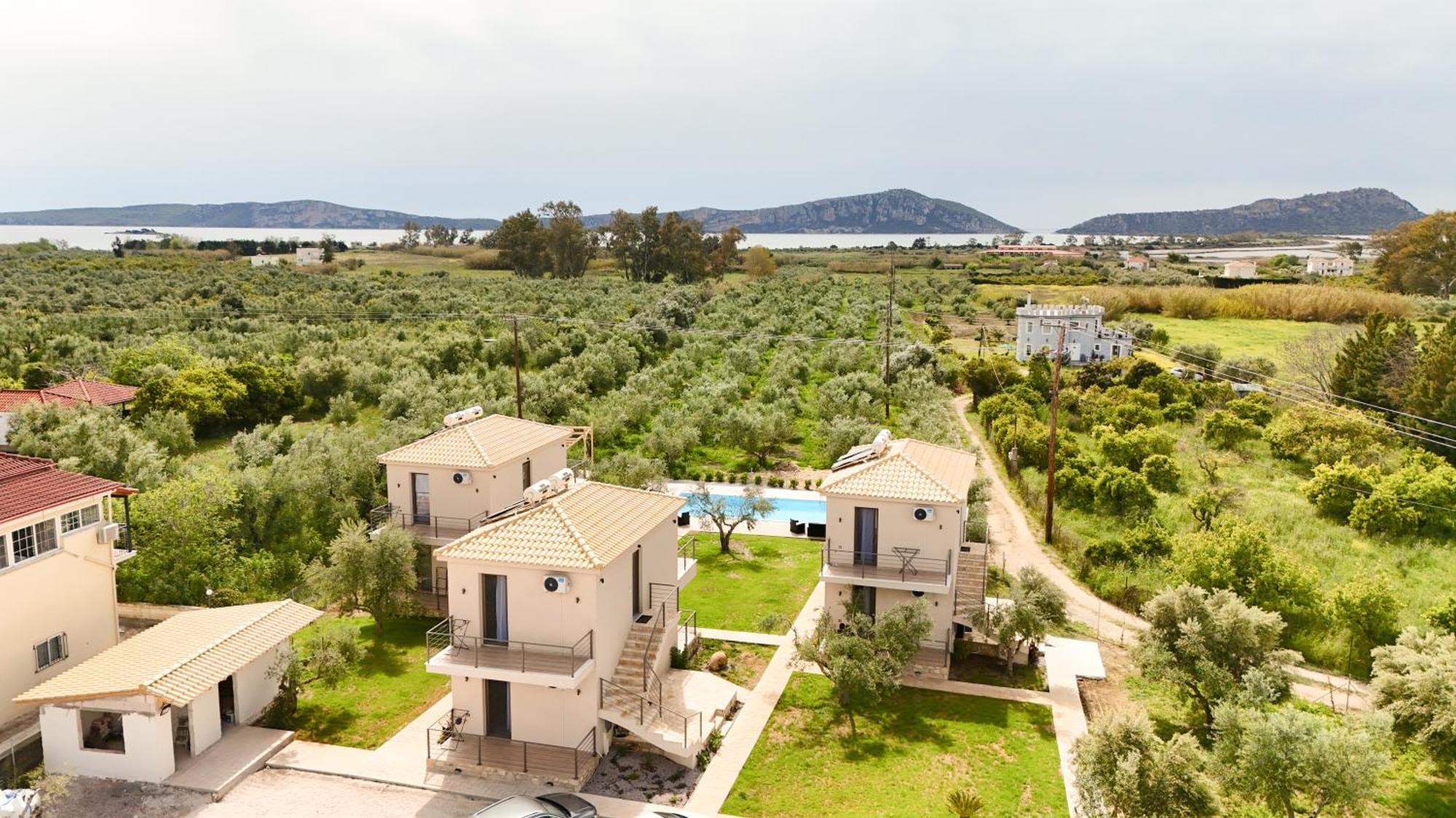 Three Charites Resort Gialova Exterior photo